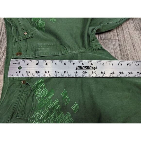 Destination Disney Juniors Size 5 Pockets Scalloped Pattern Green Denim Jeans - Picture 11 of 12